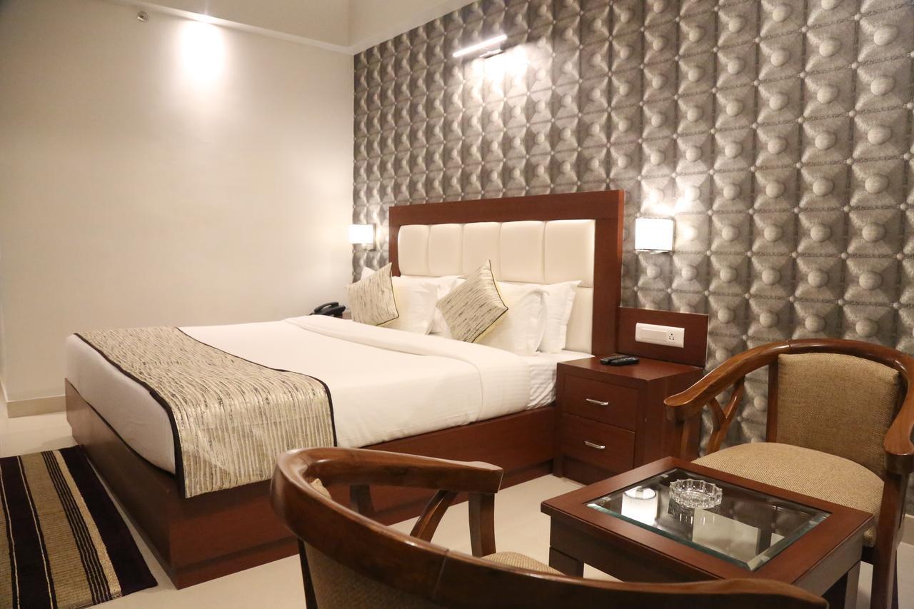 Hotel Varanasi Inn Eksteriør bilde